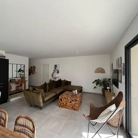 Jolie Maison Avec Piscine * Nissan-lez-Enserune